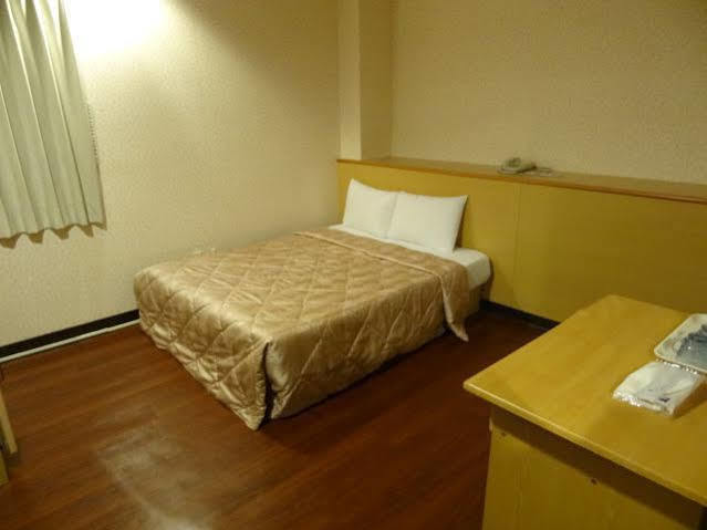 Yi Pin Yuan Hotel Tainan Exterior foto